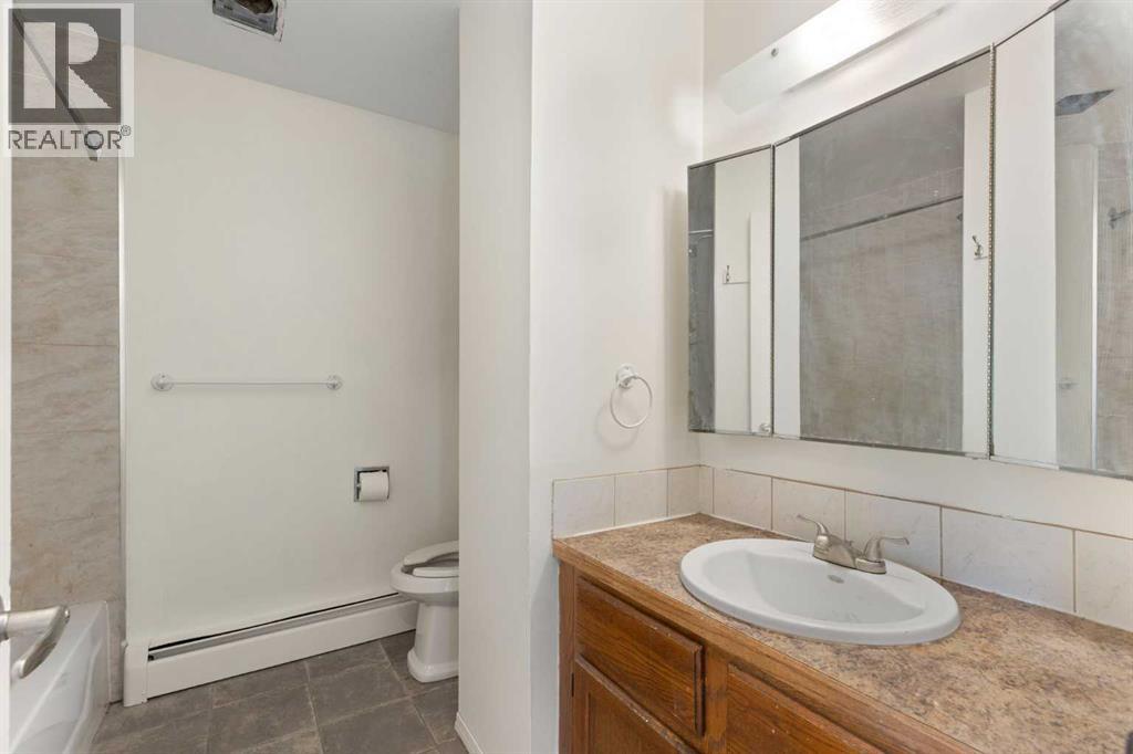 1806 34 Street Se Property Photo 12