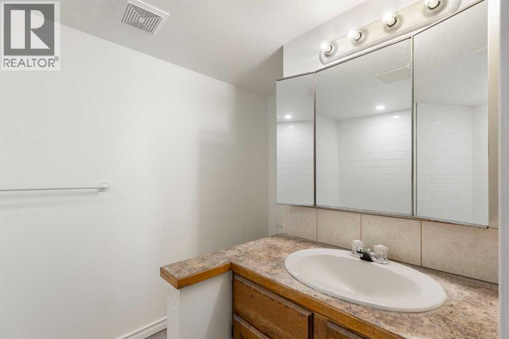 1806 34 Street Se Property Photo 24