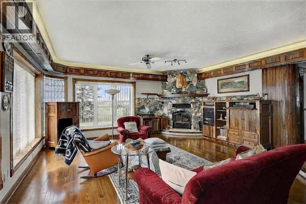 15825 100 Street Property Photo 17