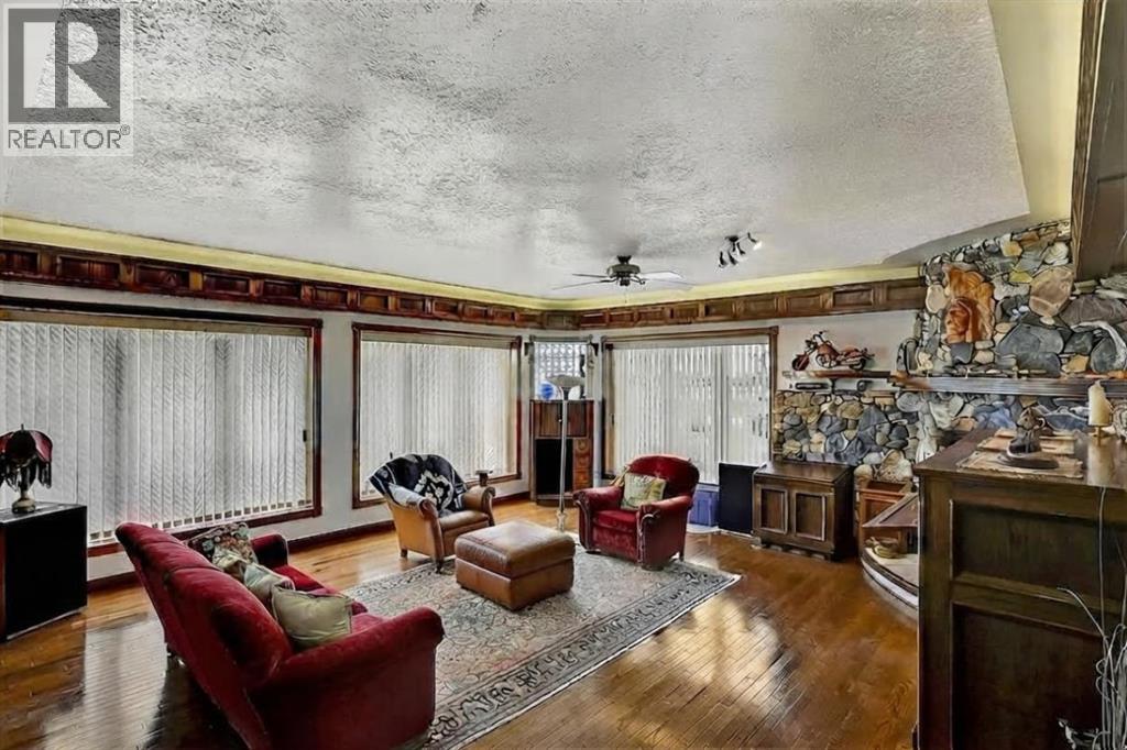 15825 100 Street Property Photo 18