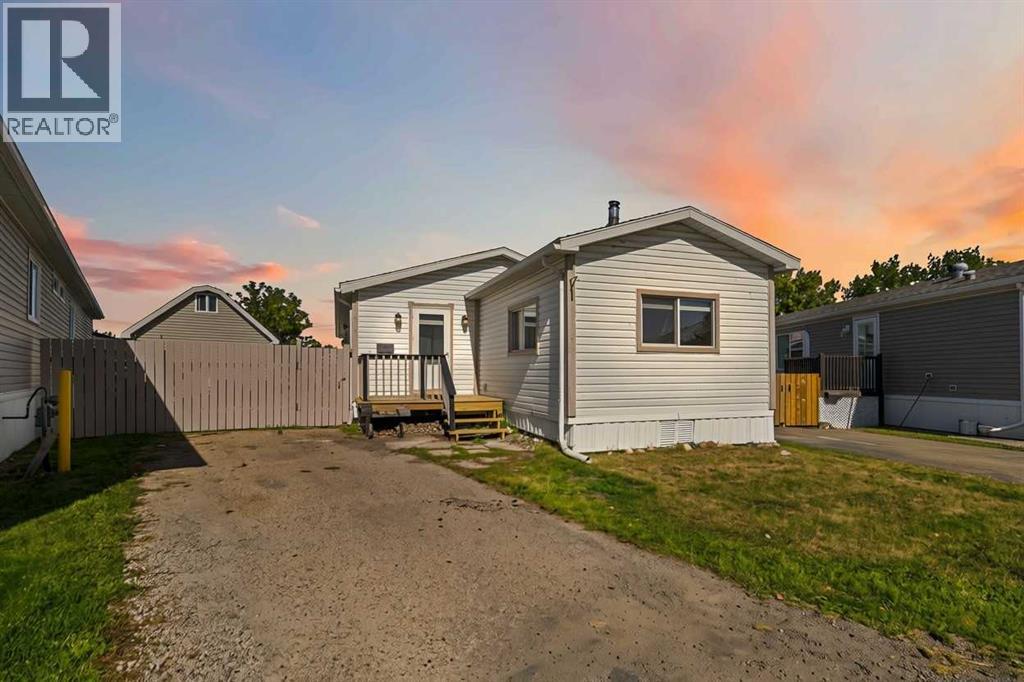 108 Grecian Place Property Photo 1