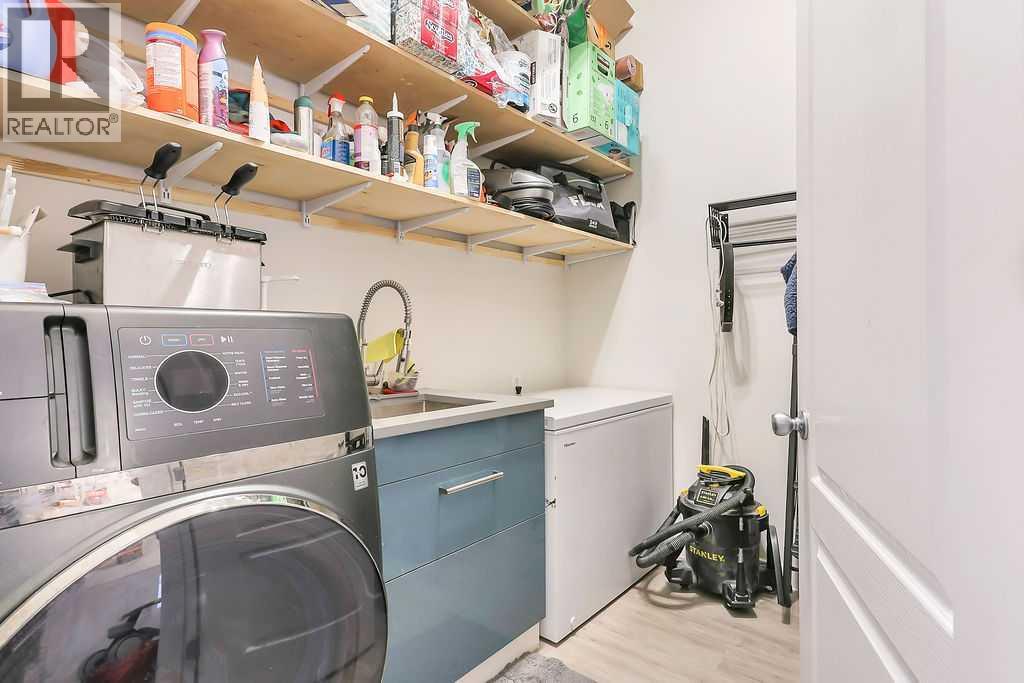 66 Durand Crescent Property Photo 12