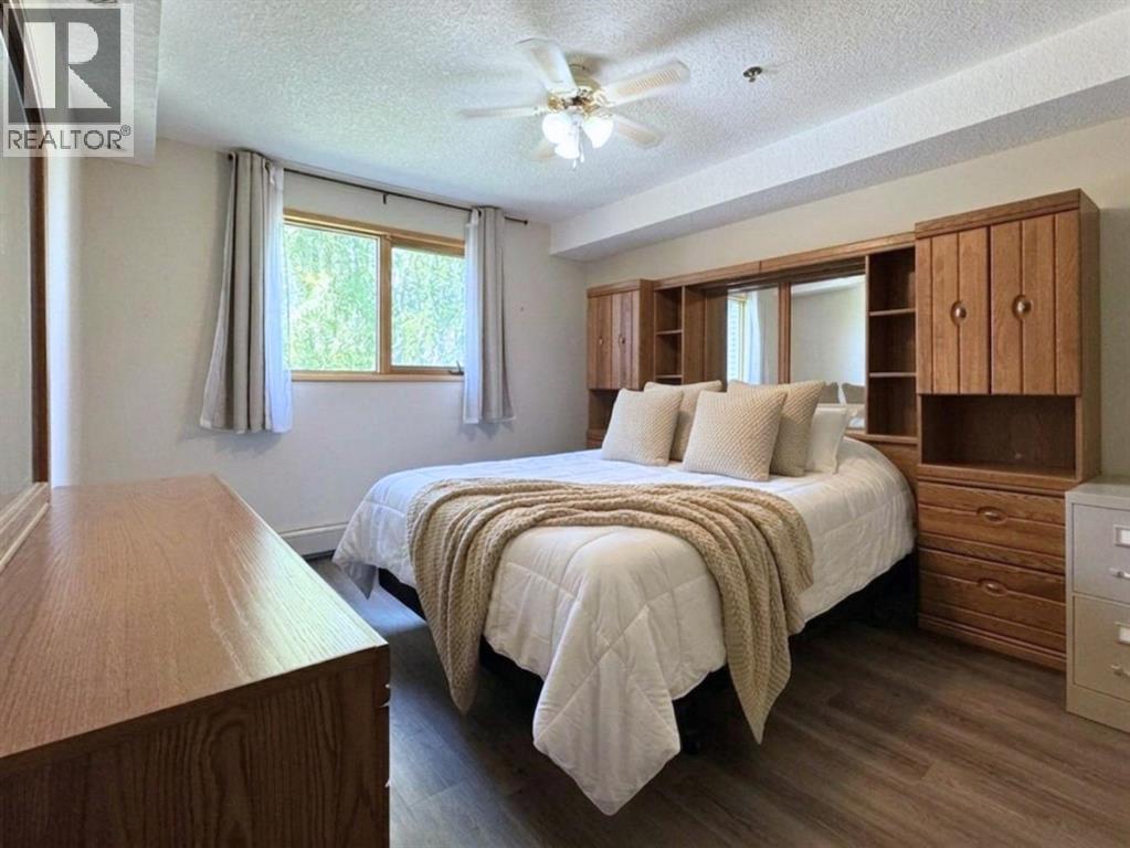 75 1 Avenue South Property Photo 8