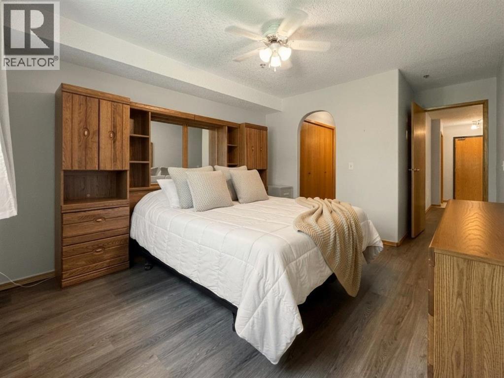 75 1 Avenue South Property Photo 9