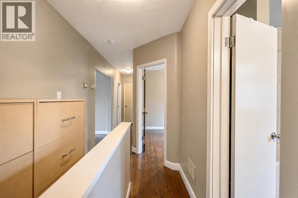 2110 26 Avenue Sw Property Photo 13