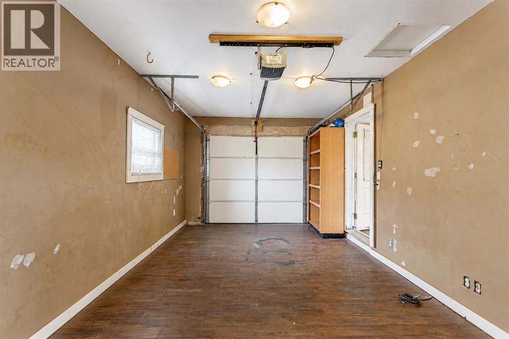 2110 26 Avenue Sw Property Photo 22