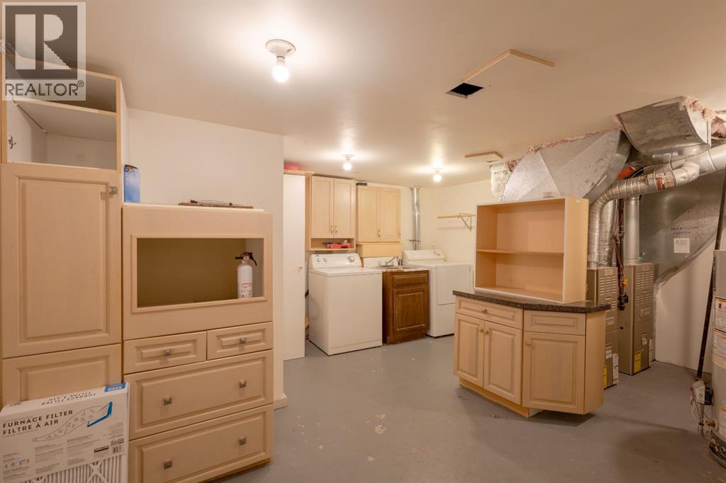2110 26 Avenue Sw Property Photo 32