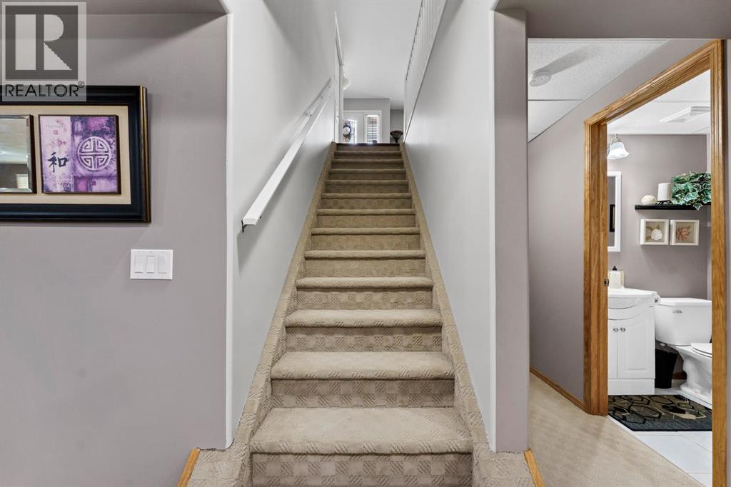 72 Sandstone Place Se Property Photo 28