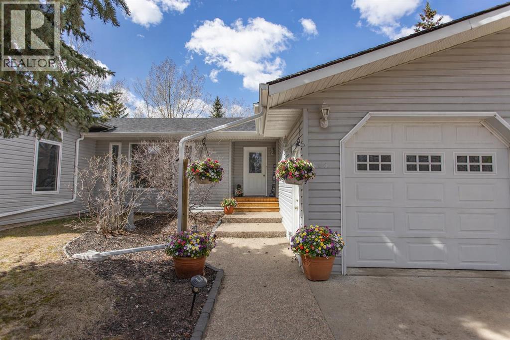 606 Pigeon Close Property Photo 2