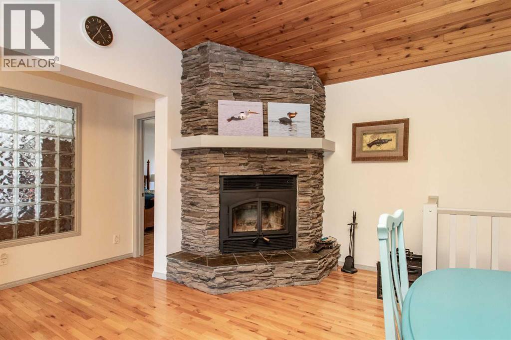 606 Pigeon Close Property Photo 16