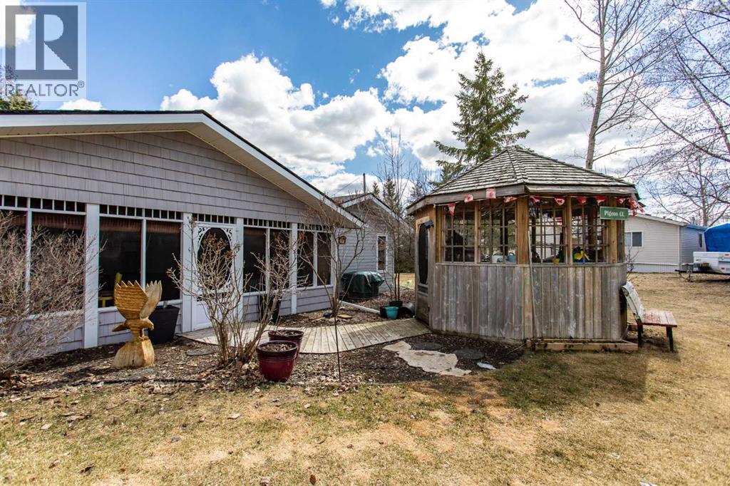 606 Pigeon Close Property Photo 38