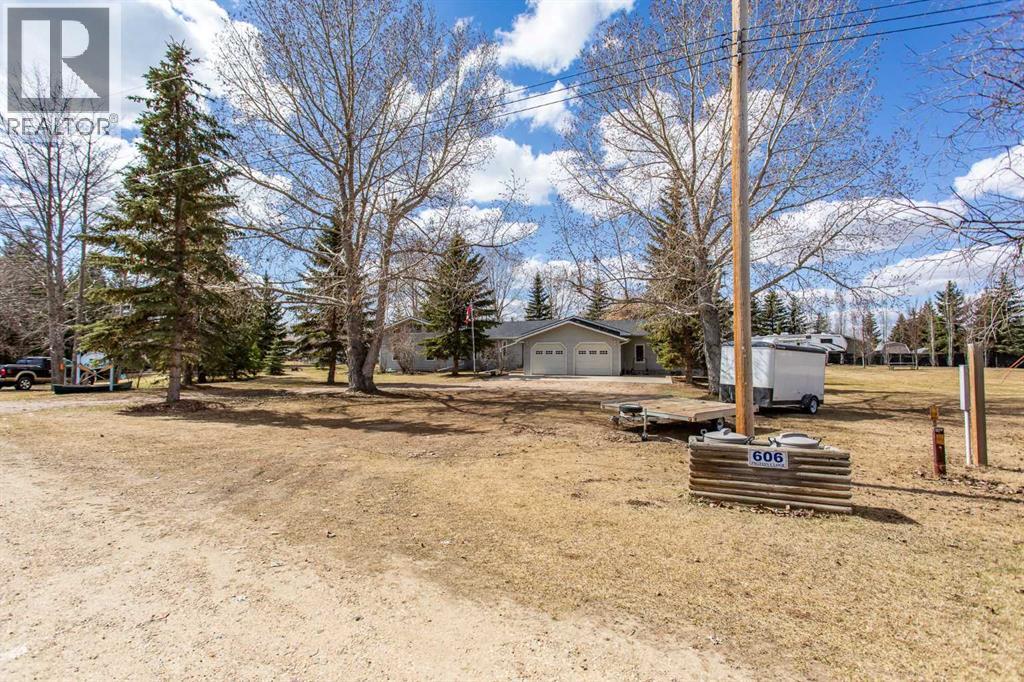 606 Pigeon Close Property Photo 41
