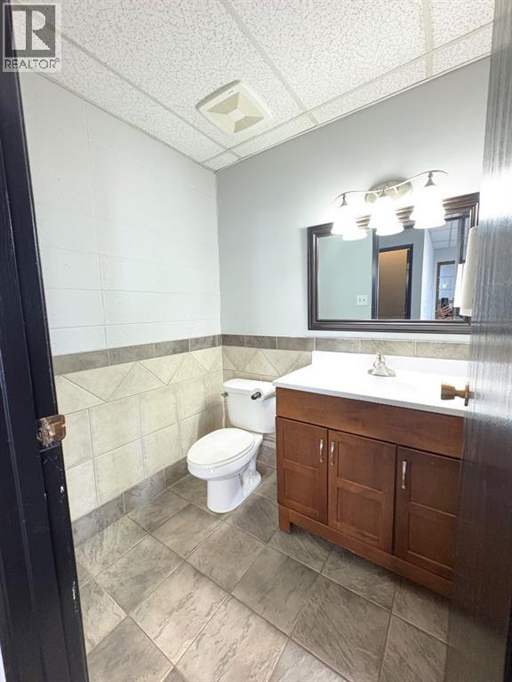 8439 111a Street Property Photo 6