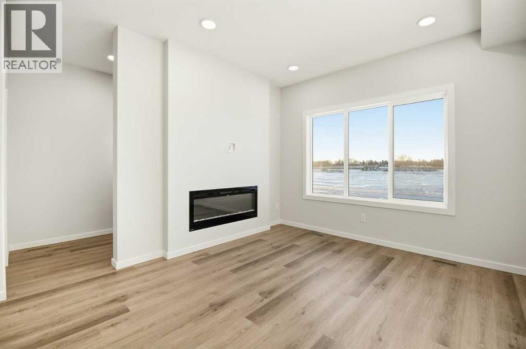149 Lincoln Crescent Property Photo 5