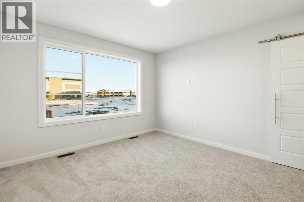 149 Lincoln Crescent Property Photo 8