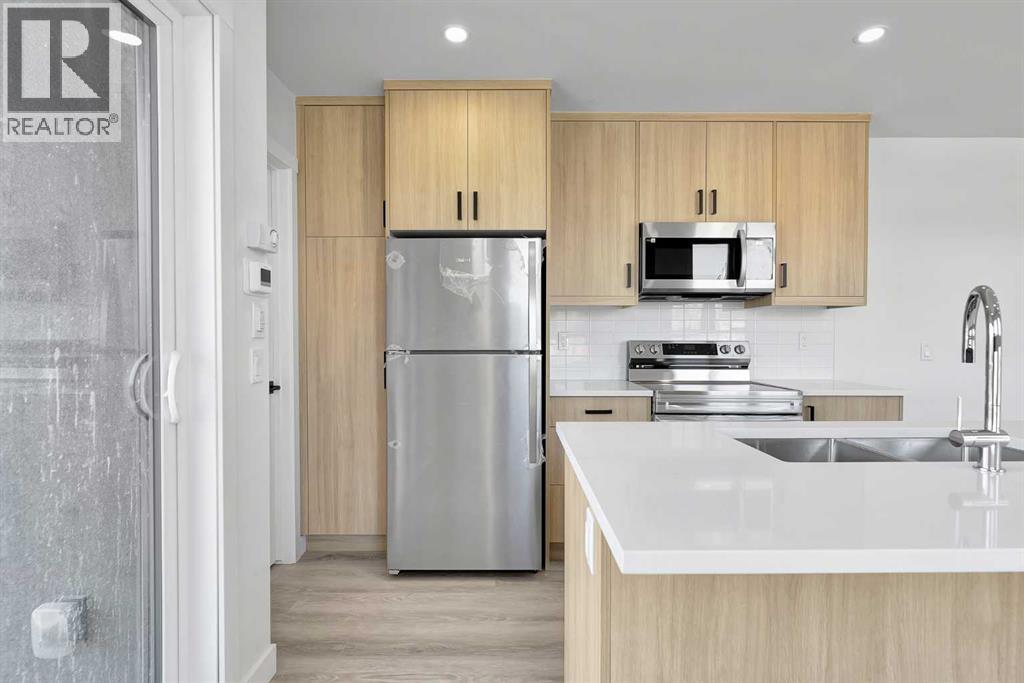 4903 Bowness Road Nw Property Photo 2