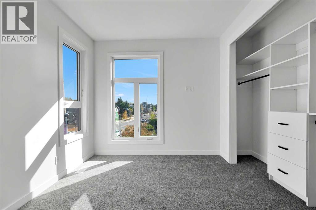 4903 Bowness Road Nw Property Photo 13
