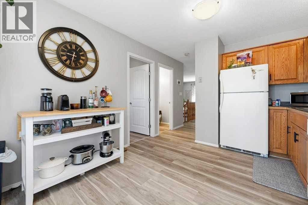 3702 51 Avenue Property Photo 14