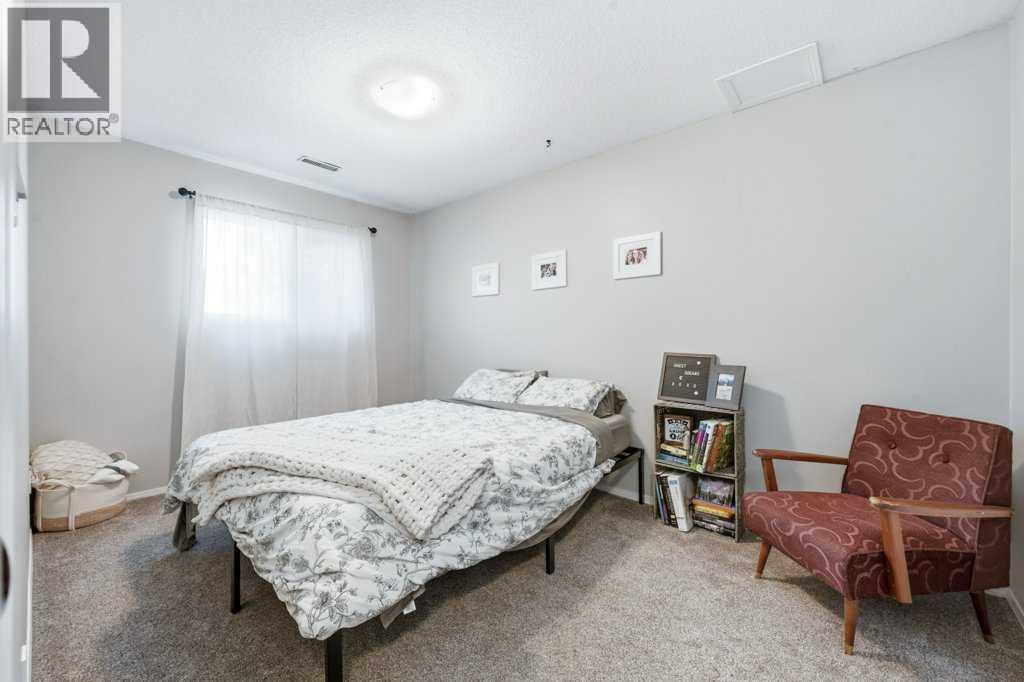 3702 51 Avenue Property Photo 20