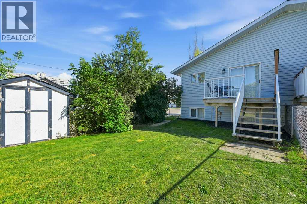 3702 51 Avenue Property Photo 27