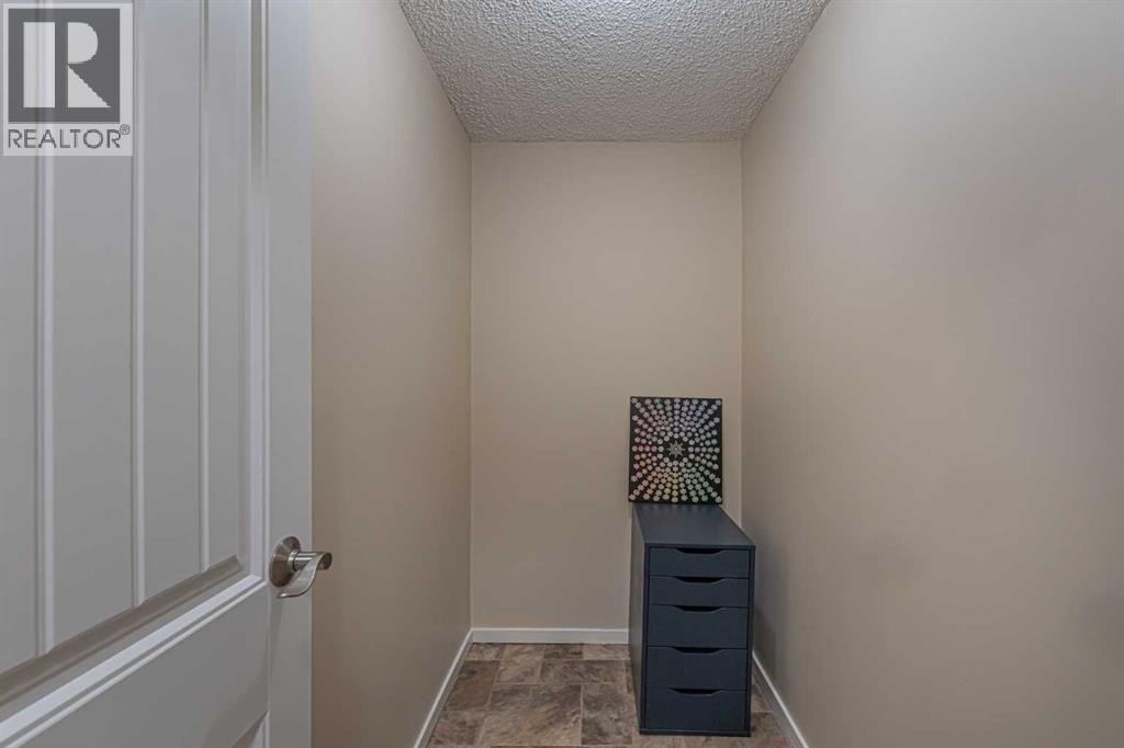 4944 Dalton Drive Northwest Property Photo 17
