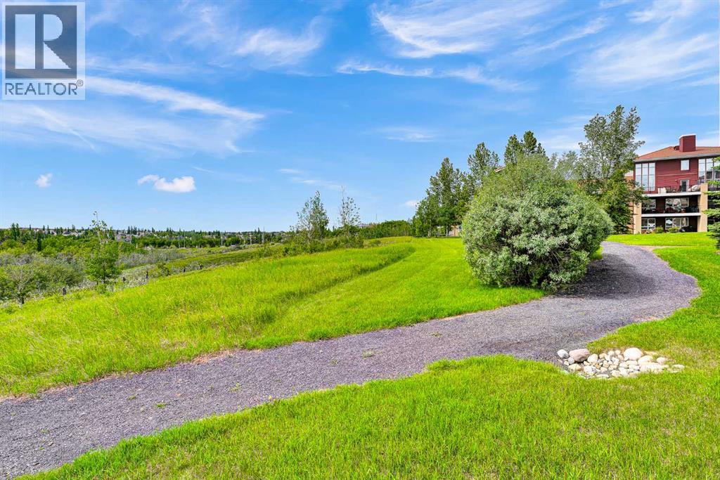 10221 Tuscany Boulevard Northwest Property Photo 14