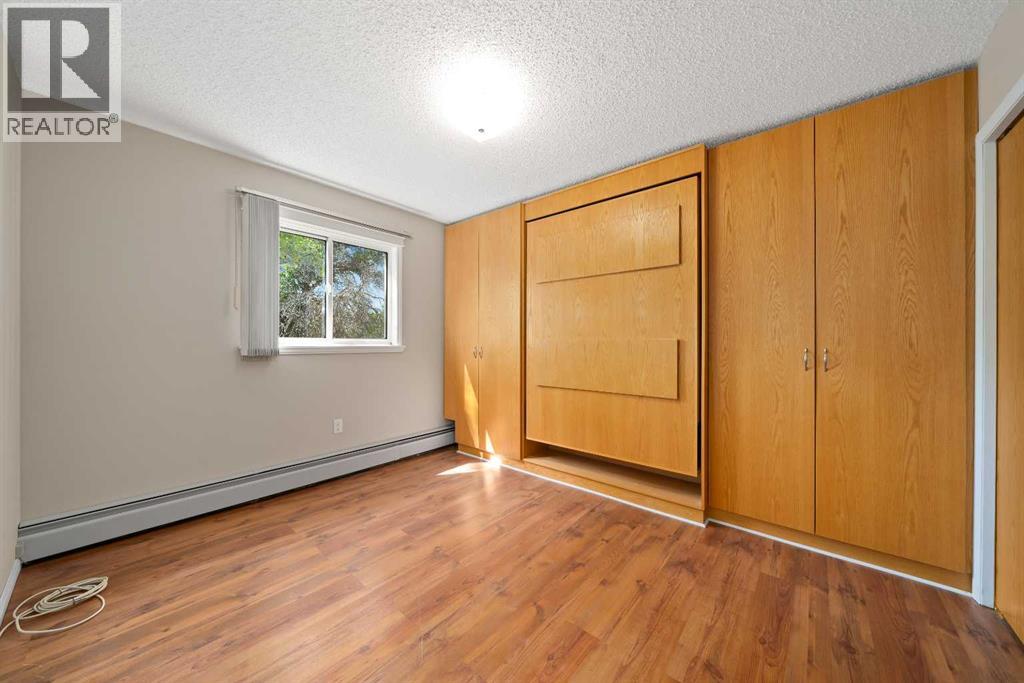 252 4 Street Southeast Property Photo 19