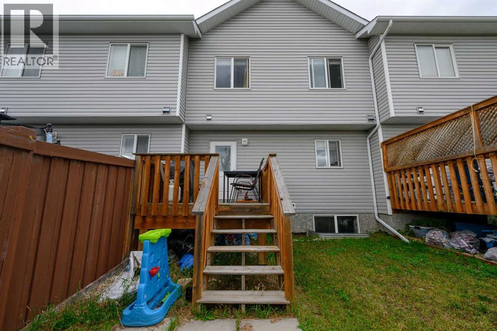 9507b 112 Avenue Property Photo 18