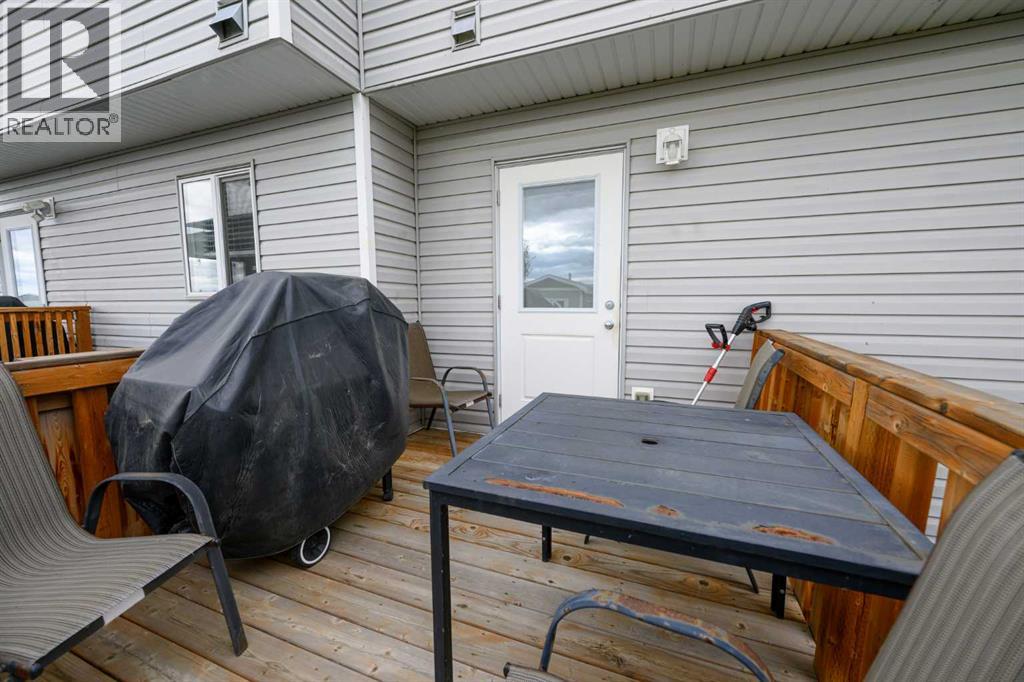 9507b 112 Avenue Property Photo 19
