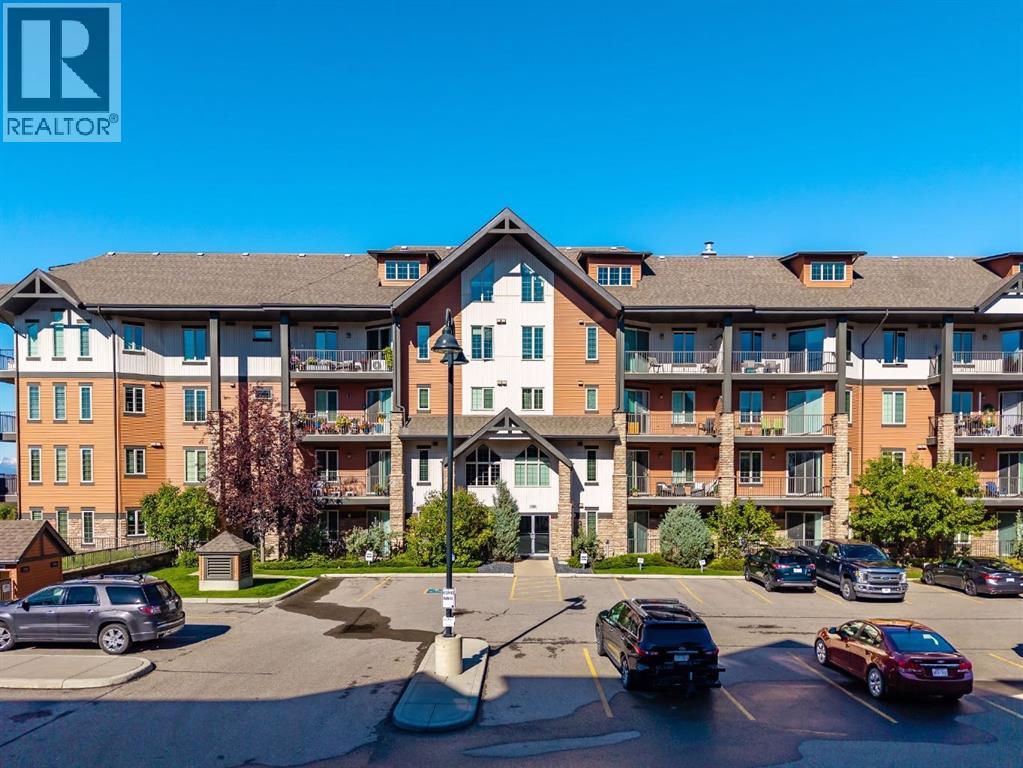 15 Sunset Square Property Photo 1