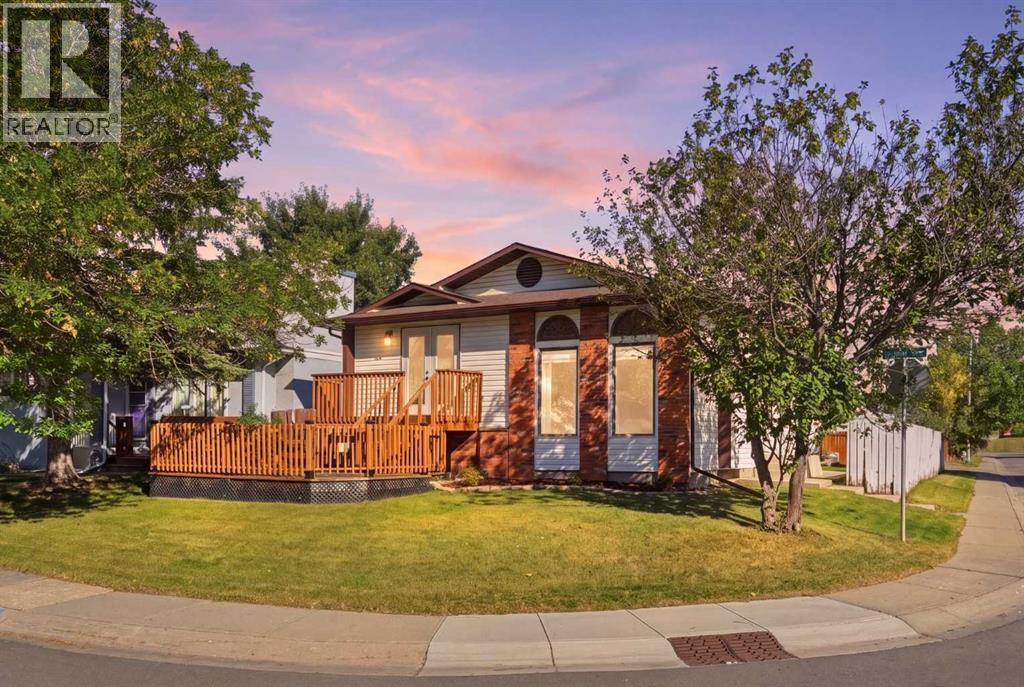 236 Marquis Place SE