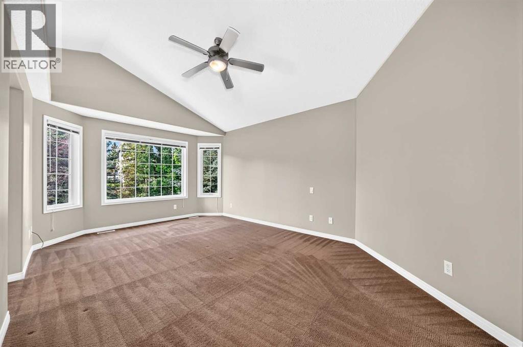 180 Hamptons Terrace Nw Property Photo 22