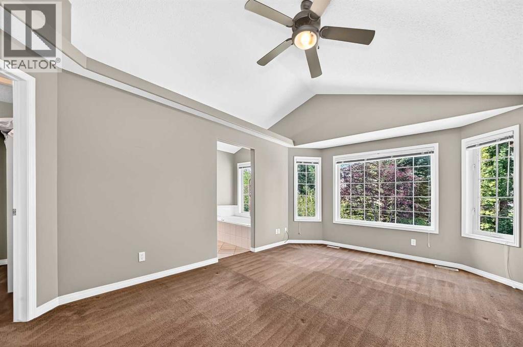 180 Hamptons Terrace Nw Property Photo 23