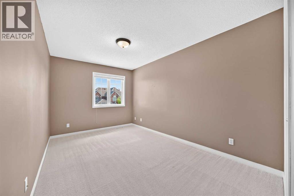 180 Hamptons Terrace Nw Property Photo 29