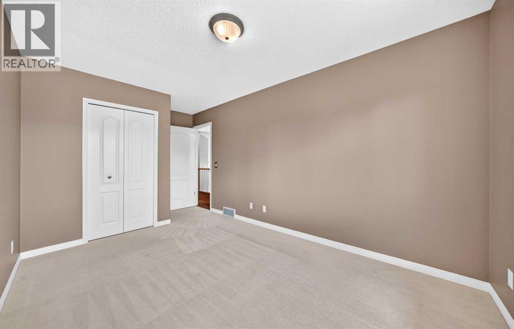 180 Hamptons Terrace Nw Property Photo 30