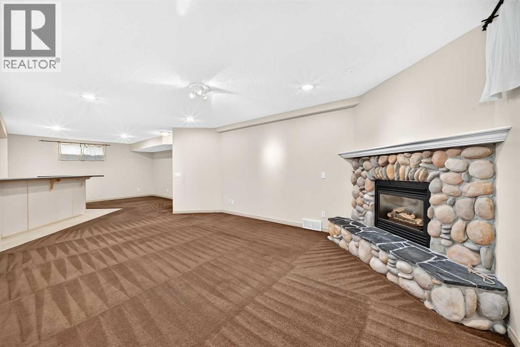 180 Hamptons Terrace Nw Property Photo 34