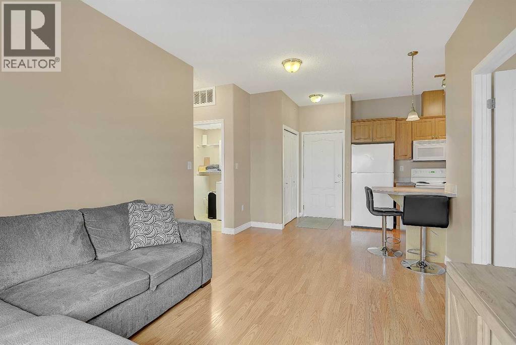 9221 Lakeland Drive Property Photo 6