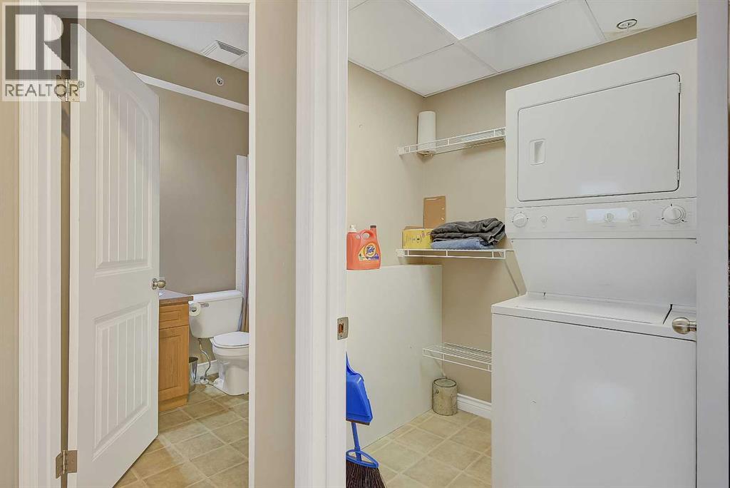 9221 Lakeland Drive Property Photo 15