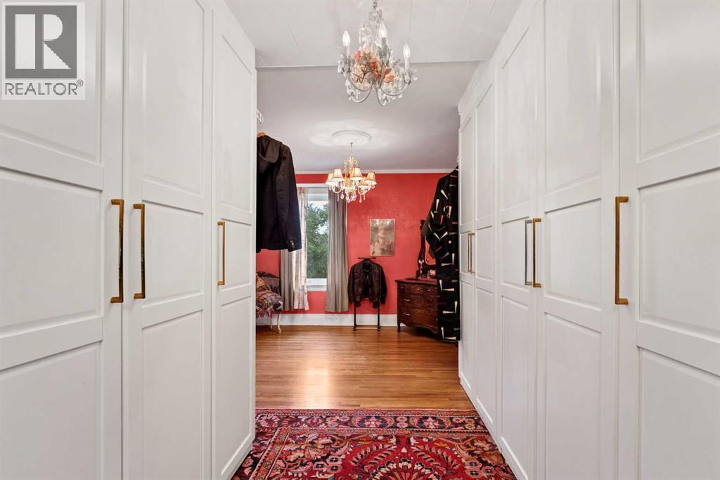 335 1 Street Se Property Photo 28