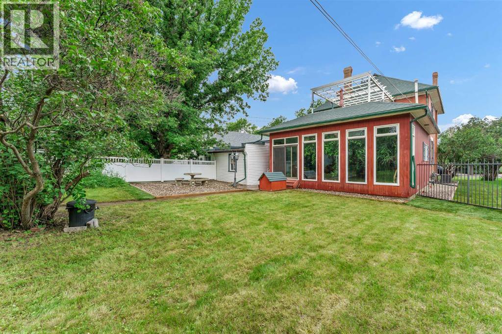 335 1 Street Se Property Photo 41