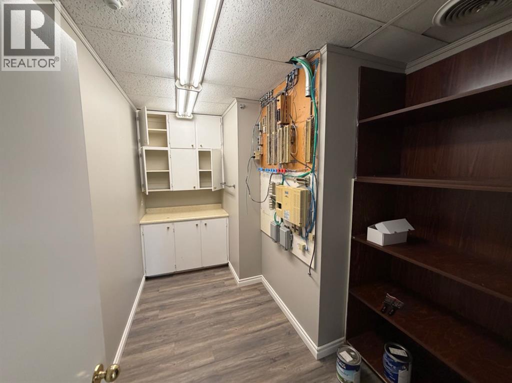 10009 101 Avenue Property Photo 13