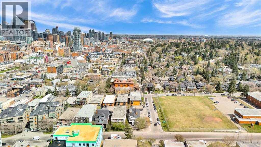 1850 14 Street Sw Property Photo 4