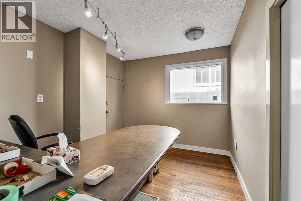 1850 14 Street Sw Property Photo 17