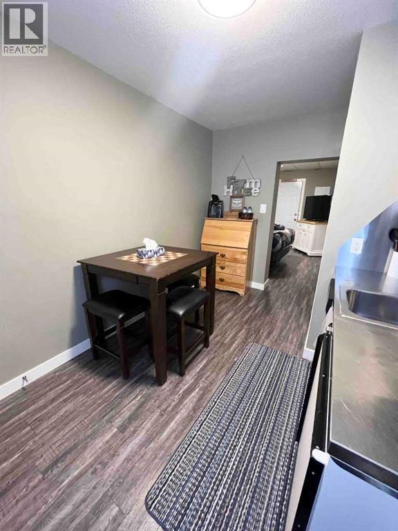 515 11 Street S Property Photo 17