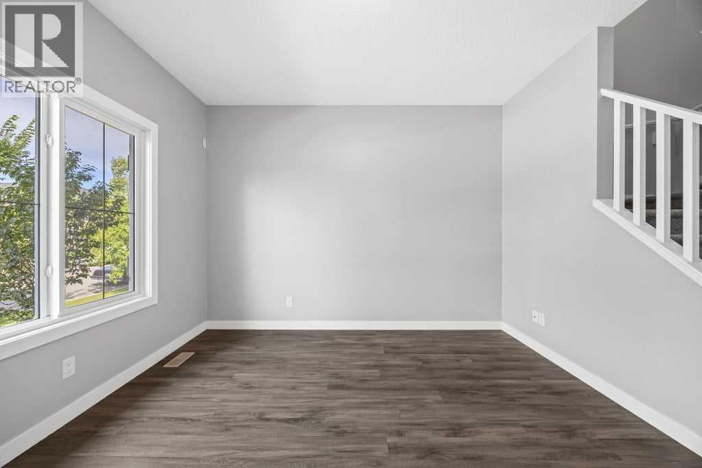 338 Fireside Boulevard Property Photo 6