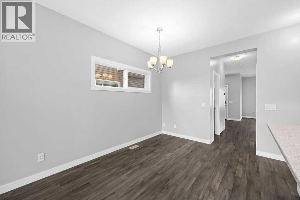 338 Fireside Boulevard Property Photo 10