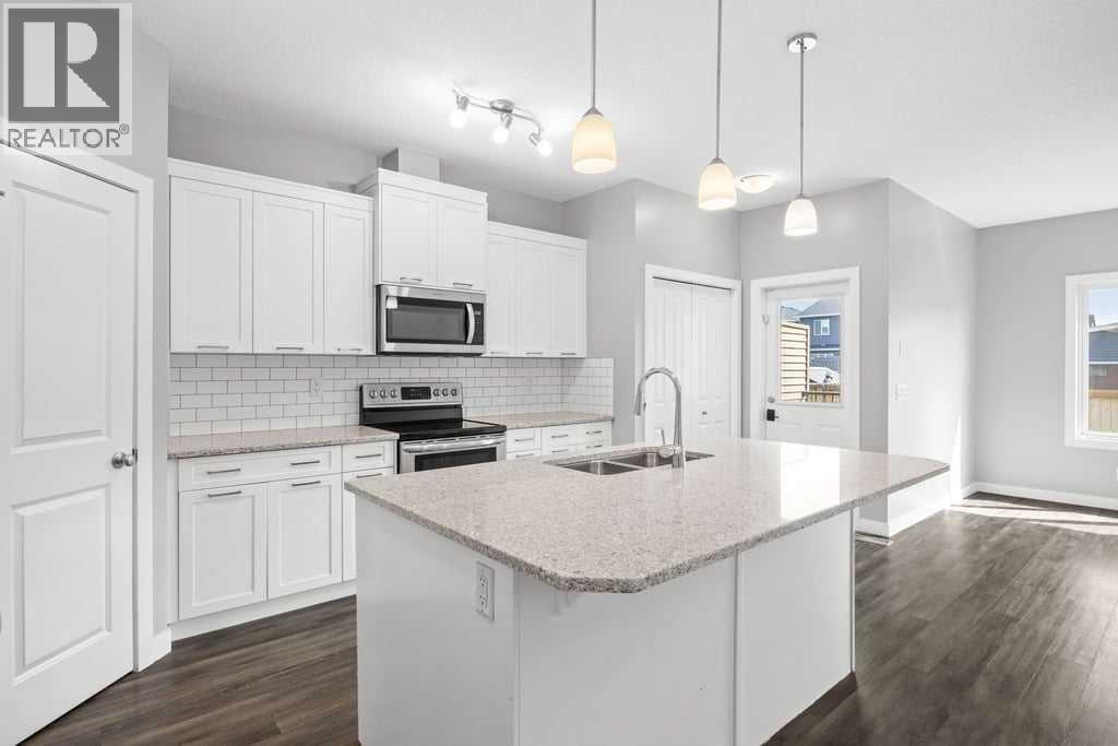 338 Fireside Boulevard Property Photo 11