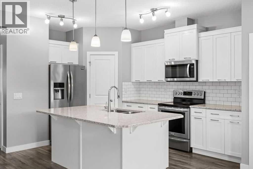 338 Fireside Boulevard Property Photo 15