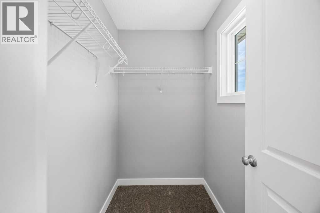 338 Fireside Boulevard Property Photo 25