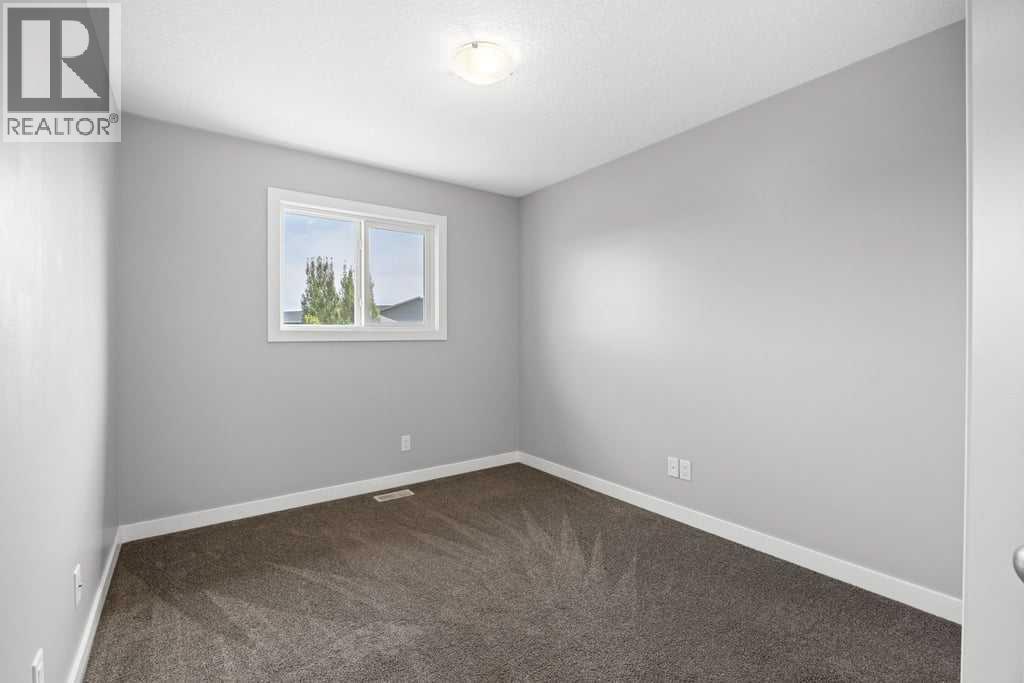 338 Fireside Boulevard Property Photo 29